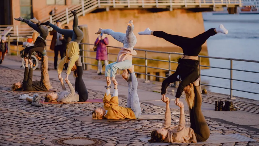 Acro Yoga in Hamburg